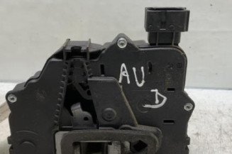 Serrure avant droit FIAT GRANDE PUNTO