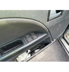 Renfort pare choc avant (traverse) FORD MONDEO 2