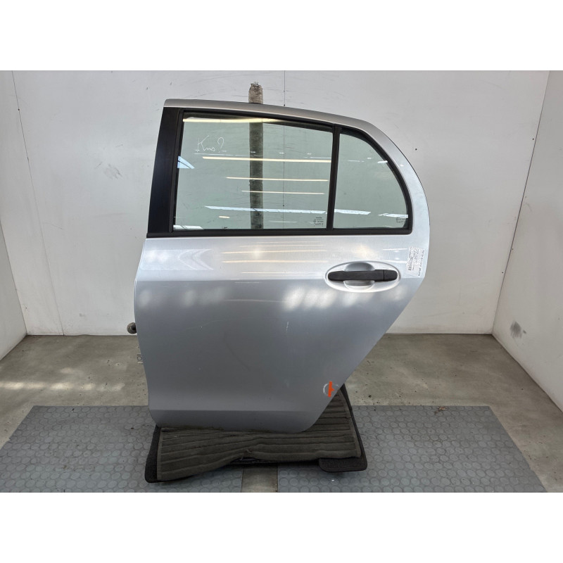 Porte arriere gauche TOYOTA YARIS 2 Photo n°3