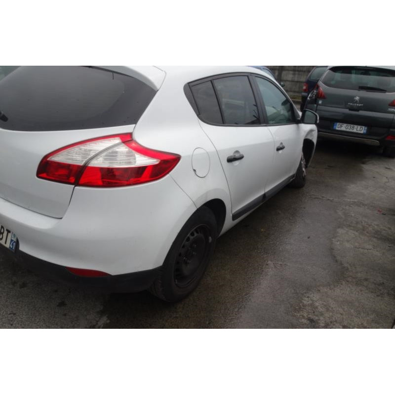 Pompe à carburant RENAULT MEGANE 3 Photo n°6