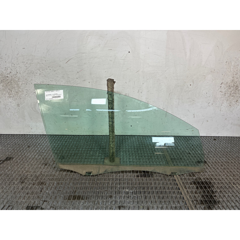 Vitre avant droit VOLKSWAGEN GOLF 6 Photo n°2