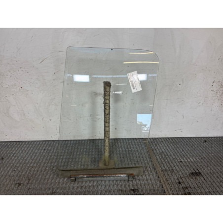 Vitre avant gauche FORD TRANSIT 3