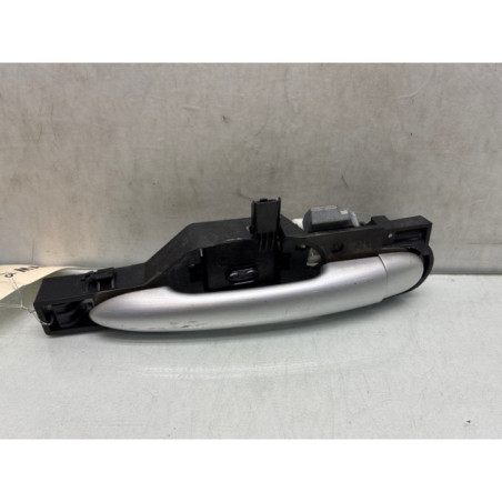 Poignee porte arriere droit RENAULT LAGUNA 3 Photo n°1