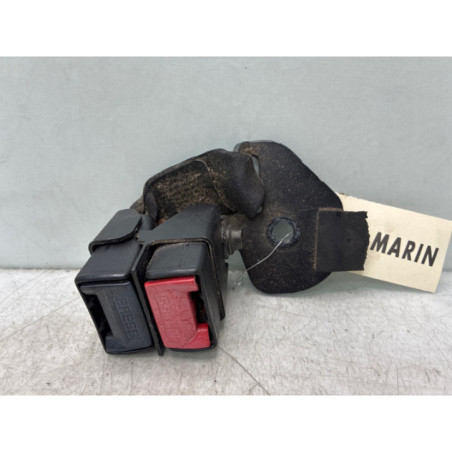 Attache ceinture arriere gauche RENAULT CLIO 2 Photo n°1