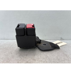 Attache ceinture arriere gauche RENAULT CLIO 2