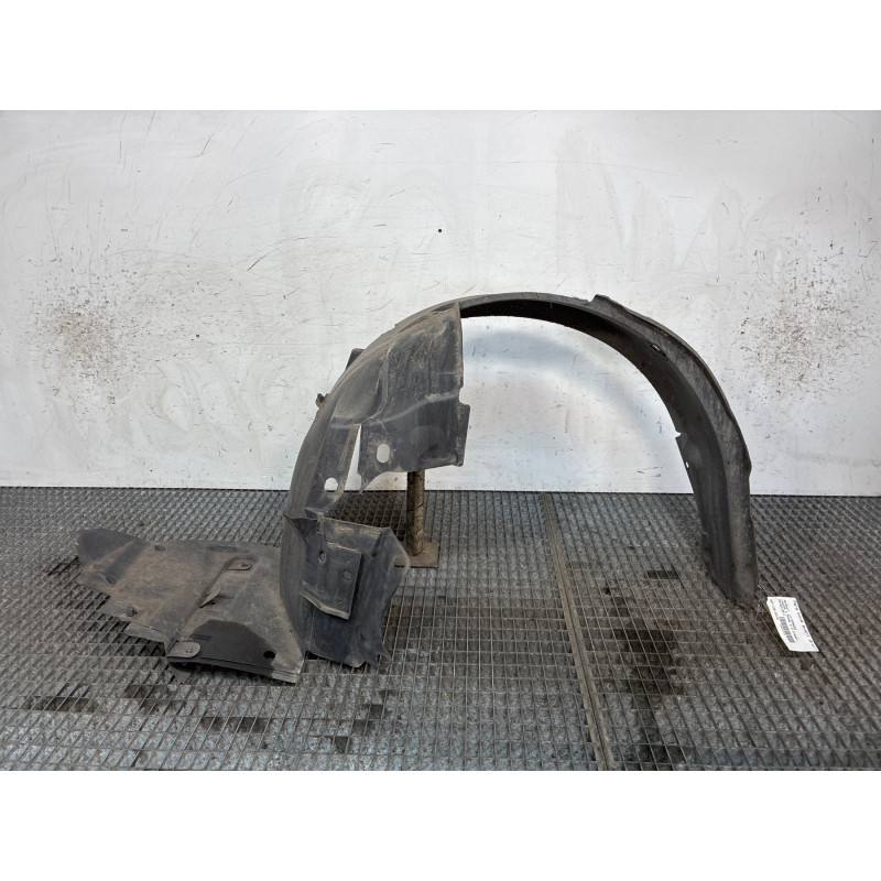 Pare boue avant droit RENAULT LAGUNA 3 Photo n°1