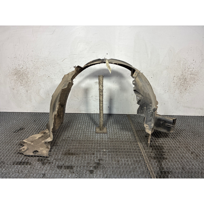 Pare boue avant gauche BMW SERIE 5 F11 Photo n°3