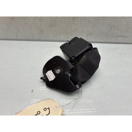 Attache ceinture arriere droit RENAULT CLIO 2