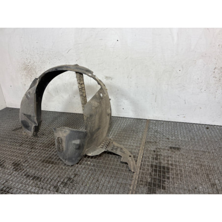 Pare boue avant gauche RENAULT CLIO 2