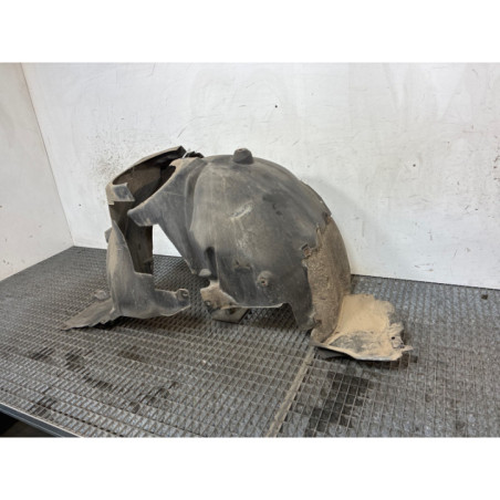 Pare boue avant gauche MERCEDES CLASSE C 203