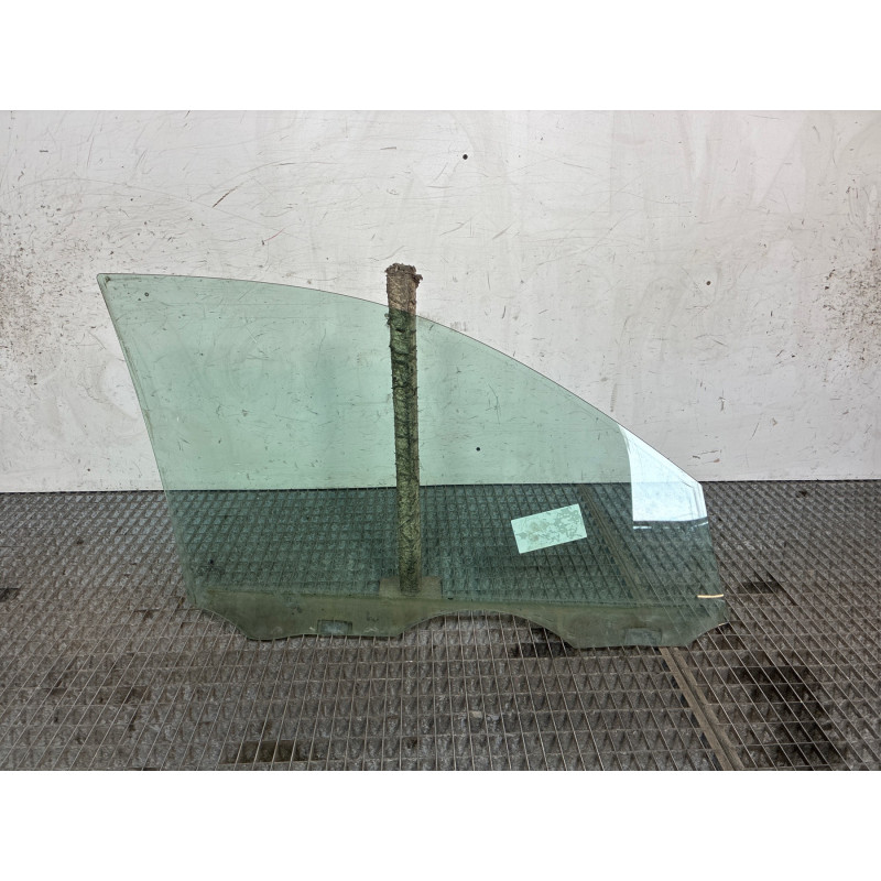 Vitre avant gauche SKODA FABIA 1 Photo n°2