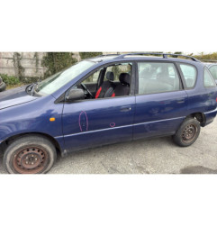 Aile avant droit TOYOTA PICNIC
