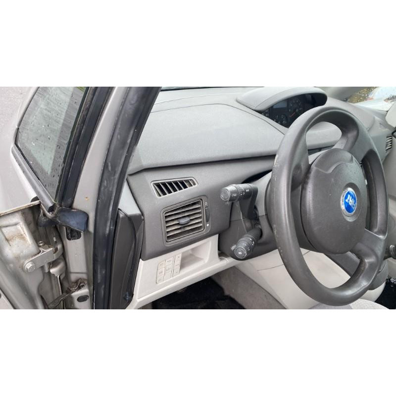 Aile avant gauche FIAT IDEA Photo n°14