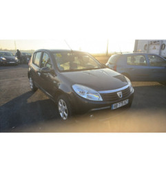 Pare choc arriere DACIA SANDERO 1