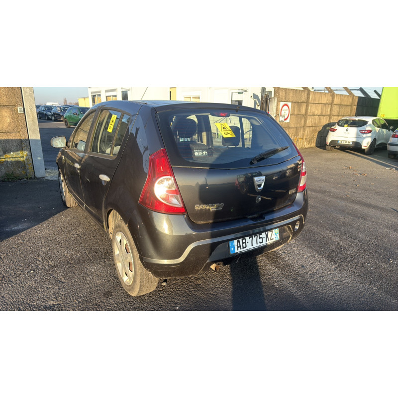 Pare choc arriere DACIA SANDERO 1 Photo n°10