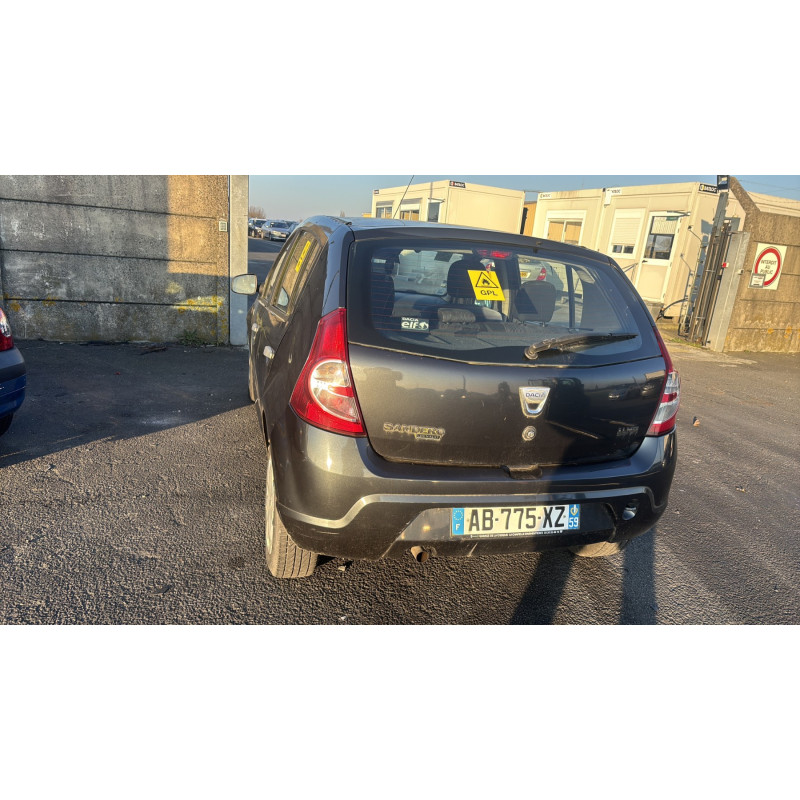 Pare choc arriere DACIA SANDERO 1 Photo n°11