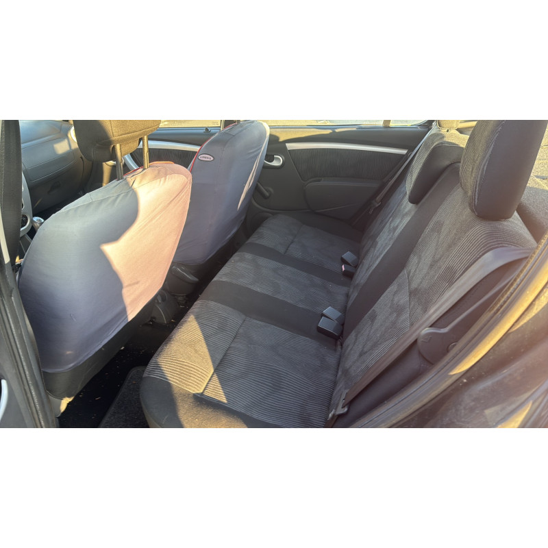 Pare choc arriere DACIA SANDERO 1 Photo n°19