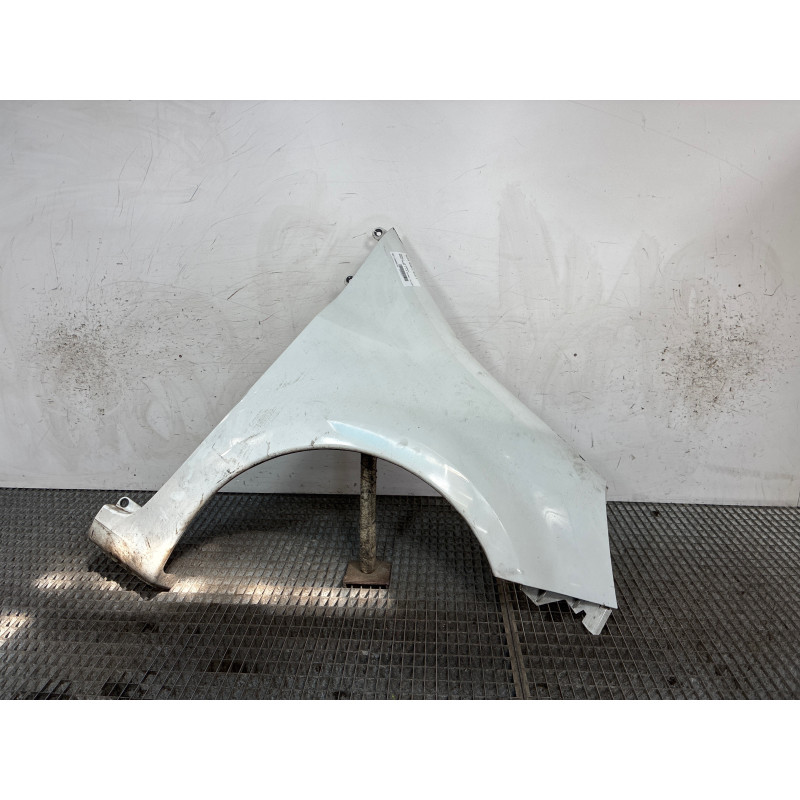 Aile avant droit RENAULT MODUS Photo n°1