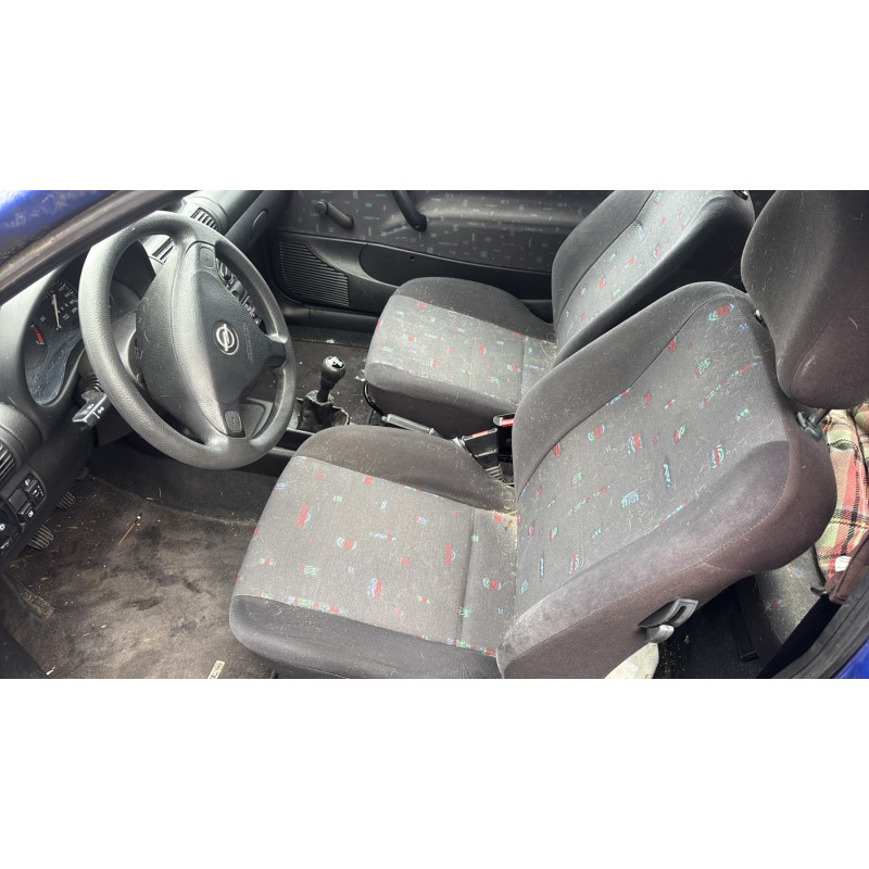 Aile avant gauche OPEL CORSA B Photo n°13