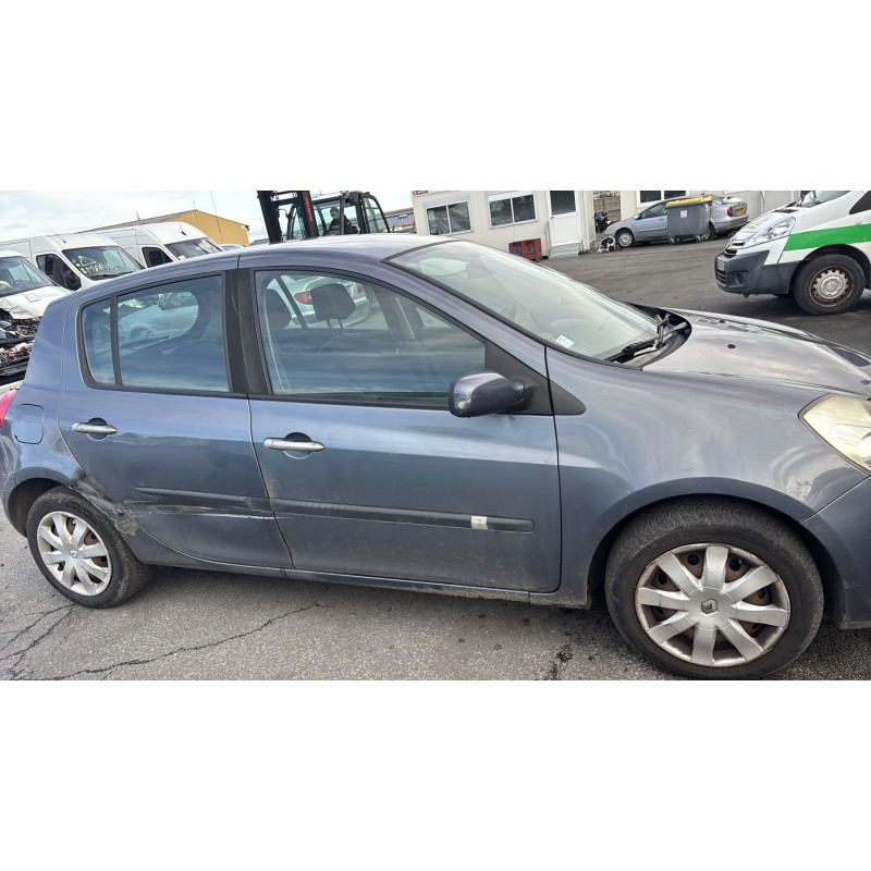 Aile avant droit RENAULT CLIO 3 Photo n°7