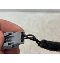 Attache ceinture arriere gauche RENAULT CLIO 4