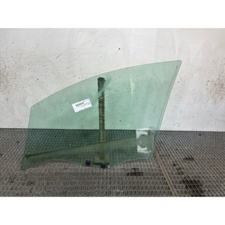 Vitre avant droit RENAULT CLIO 4