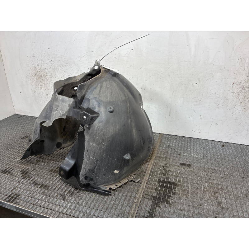 Pare boue avant gauche RENAULT CLIO 4 Photo n°2