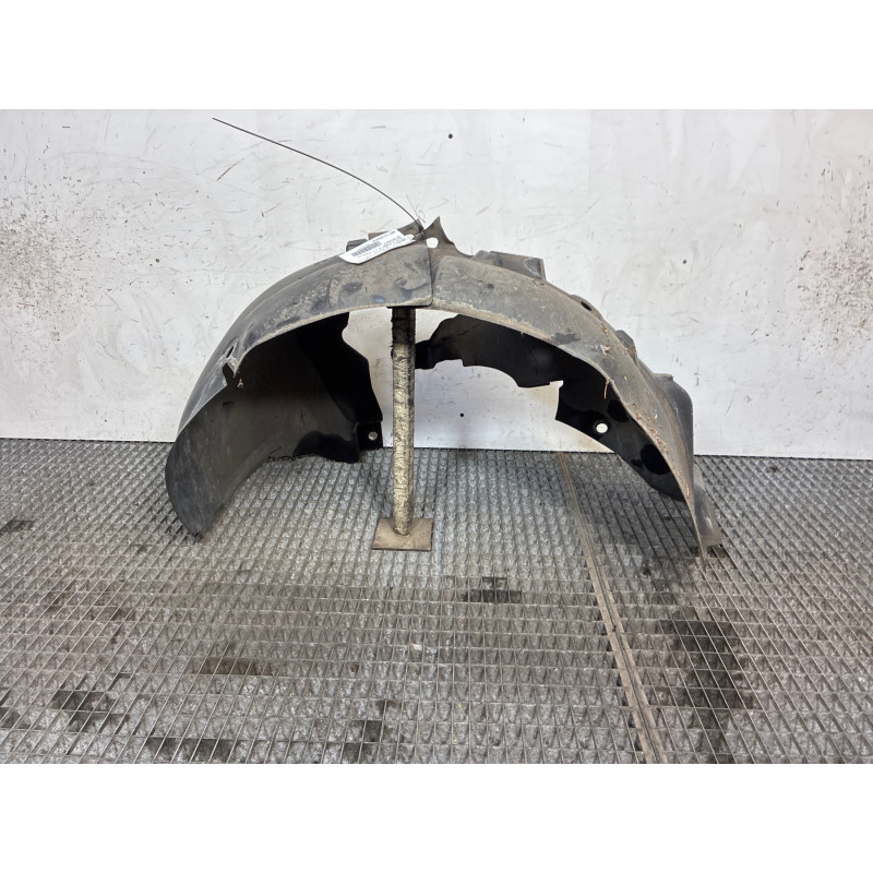 Pare boue avant gauche RENAULT CLIO 4 Photo n°3