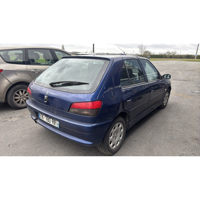 Aile avant droit PEUGEOT 306 Photo n°8