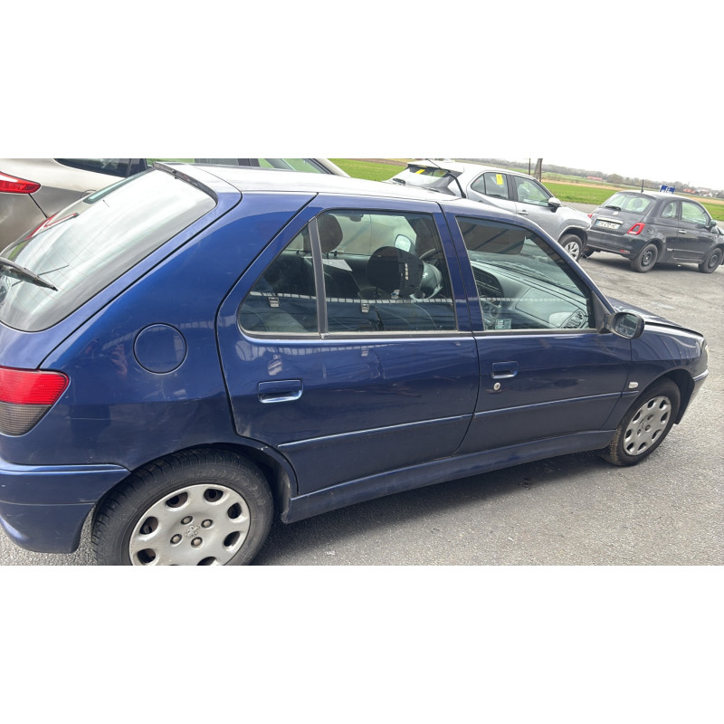 Aile avant droit PEUGEOT 306 Photo n°11