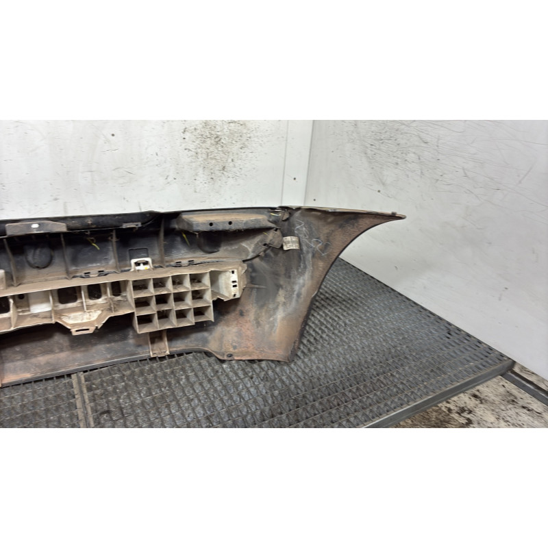 Pare choc arriere RENAULT CLIO 2 Photo n°4