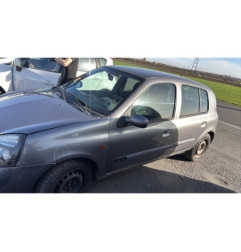 Pare choc arriere RENAULT CLIO 2