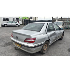 Pare choc arriere PEUGEOT 406