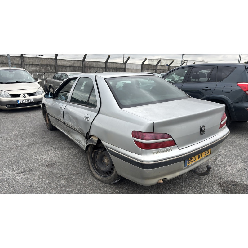 Pare choc arriere PEUGEOT 406 Photo n°15