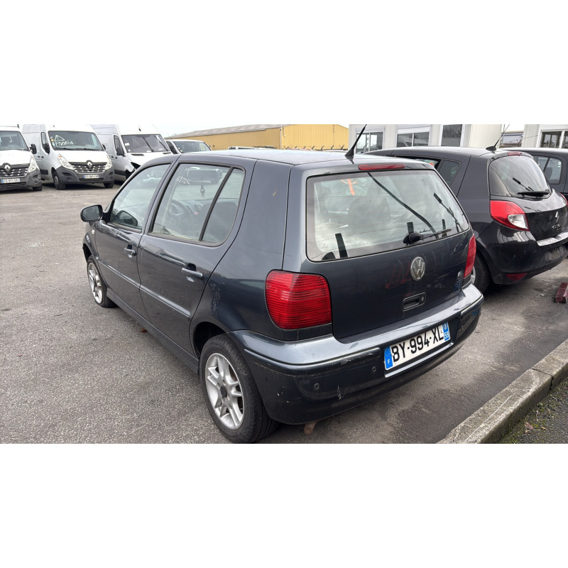 Capot VOLKSWAGEN POLO 3 Photo n°7