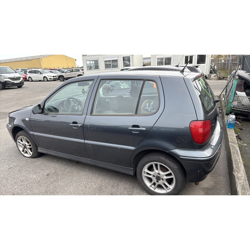 Capot VOLKSWAGEN POLO 3 Photo n°10