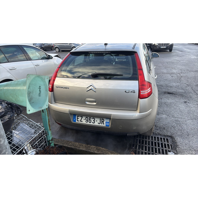 Pare choc arriere CITROEN C4 1 Photo n°11