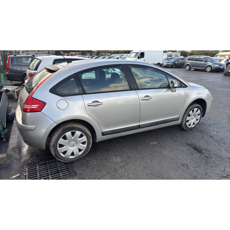 Pare choc arriere CITROEN C4 1 Photo n°12