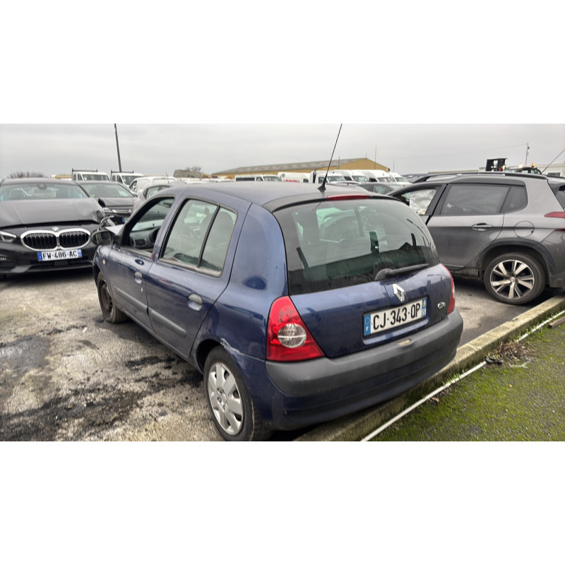 Pare choc arriere RENAULT CLIO 2 Photo n°10