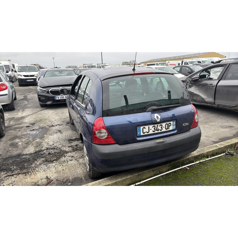 Pare choc arriere RENAULT CLIO 2 Photo n°11
