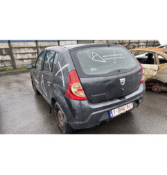 Aile avant gauche DACIA SANDERO 1