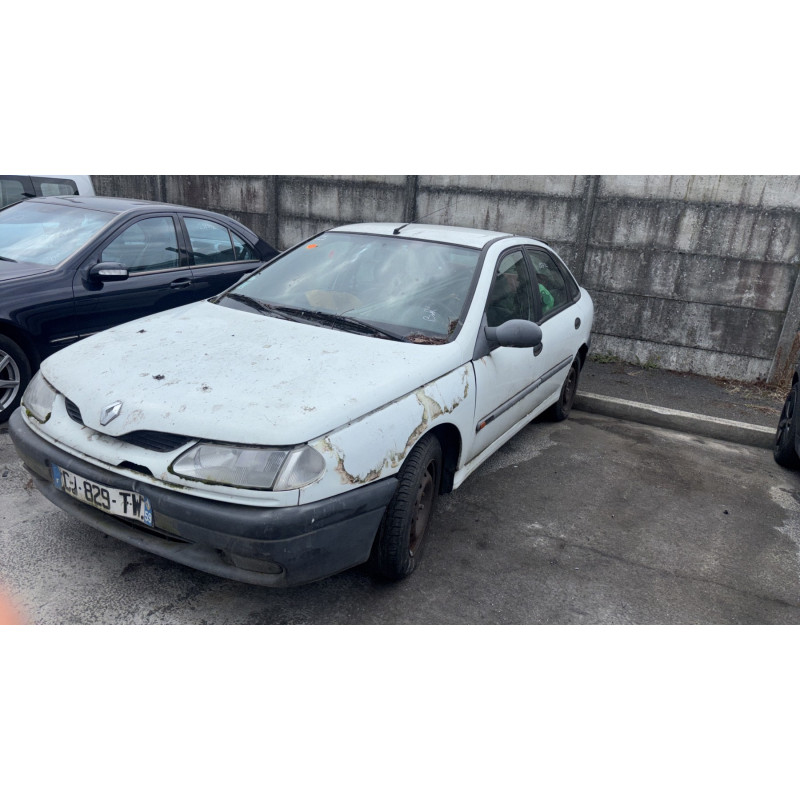 Capot RENAULT LAGUNA 1 Photo n°7