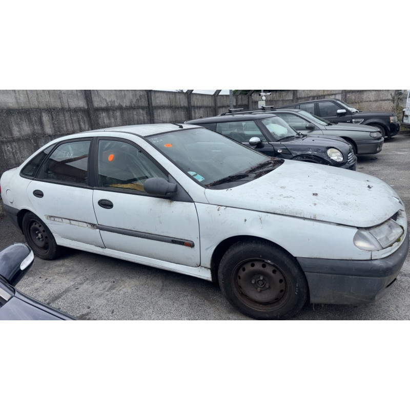 Capot RENAULT LAGUNA 1 Photo n°12