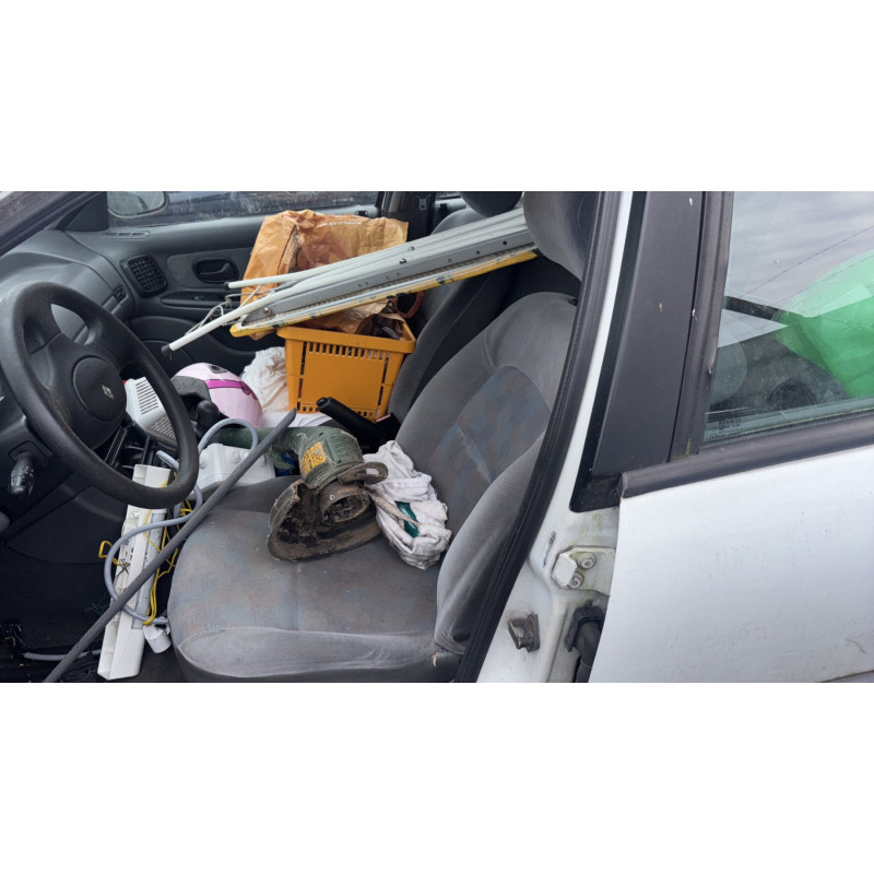 Capot RENAULT LAGUNA 1 Photo n°15