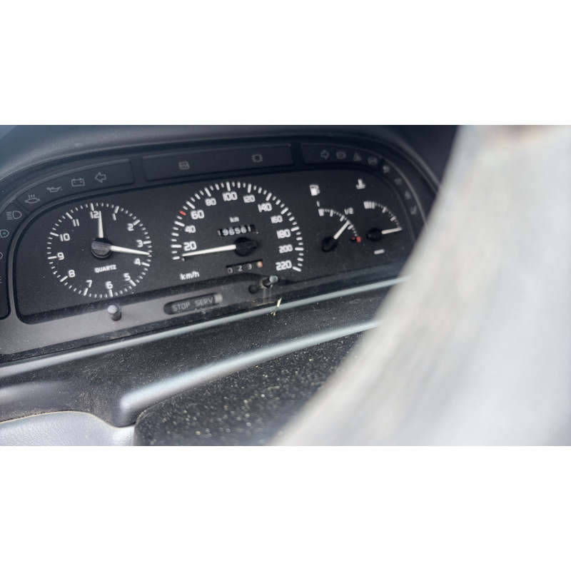 Capot RENAULT LAGUNA 1 Photo n°17