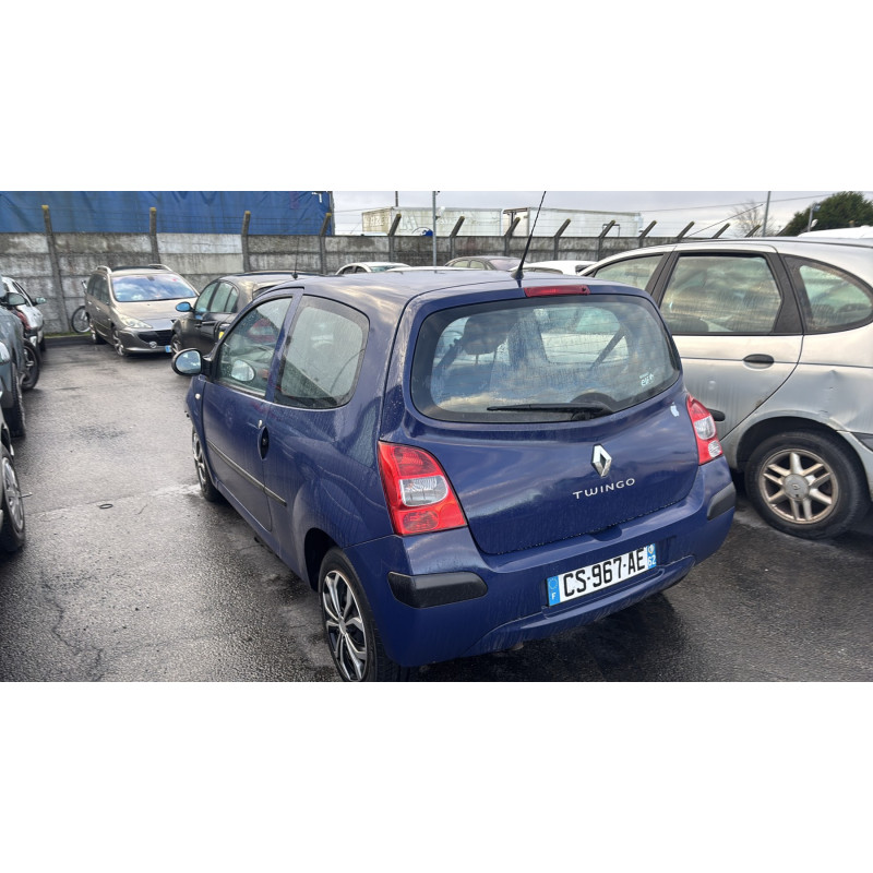 Pare choc arriere RENAULT TWINGO 2 Photo n°13