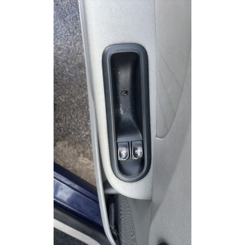 Pare choc arriere RENAULT TWINGO 2 Photo n°16