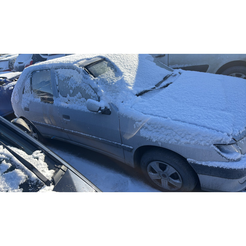 Porte avant droit PEUGEOT 306 Photo n°9