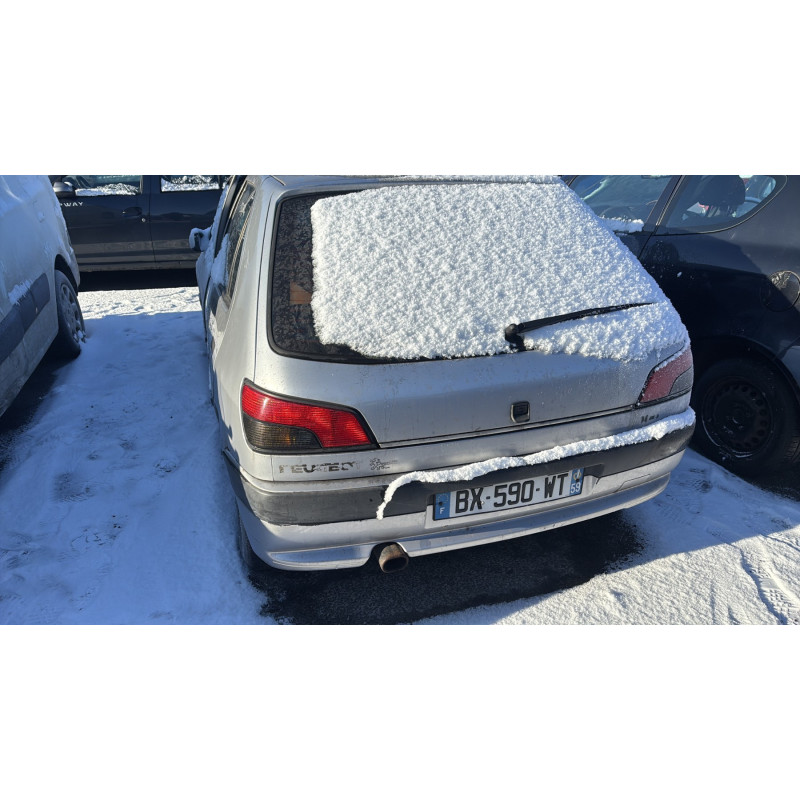 Porte avant droit PEUGEOT 306 Photo n°11