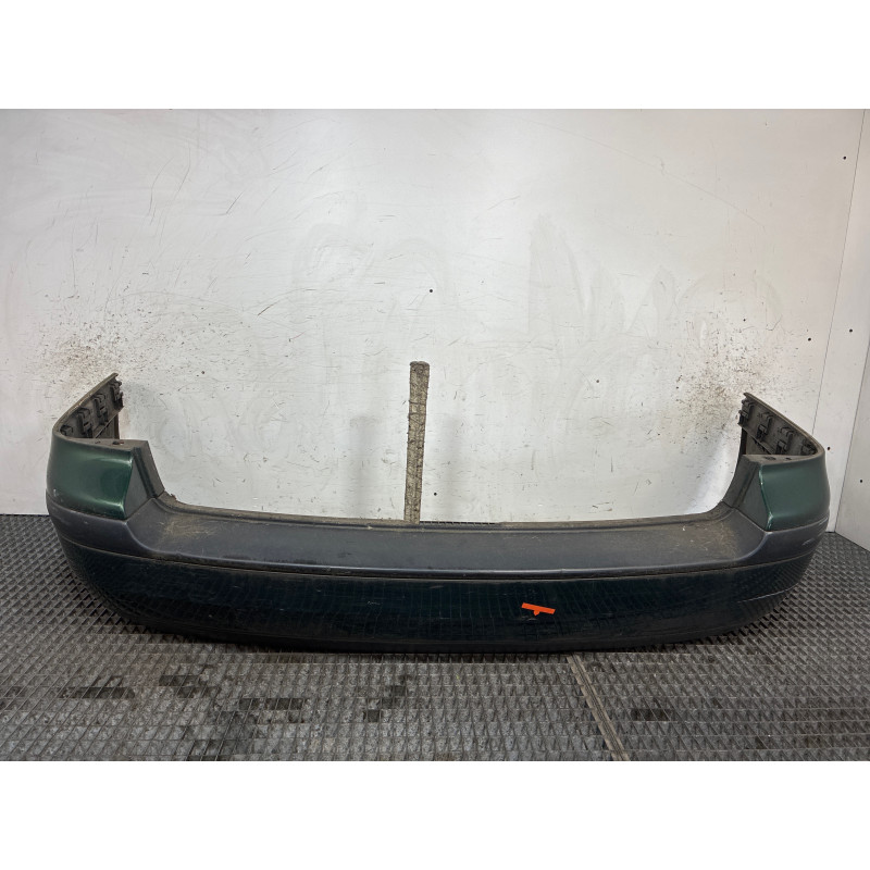 Pare choc arriere VOLKSWAGEN GOLF 4 Photo n°1